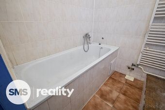 Prodej rodinného domu v centru obce Žďárná – ideální i jako 