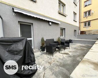 Nabízíme k pronájmu byt 3+1 v cihlovém bytovém domě na ulici