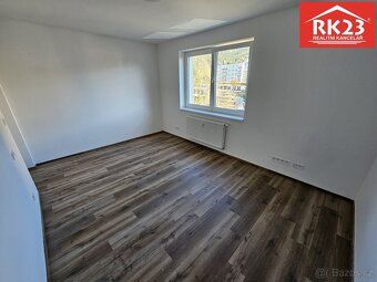Ev.č. 02008 Prodej bytu 3+kk s balkonem v klidné části obce 