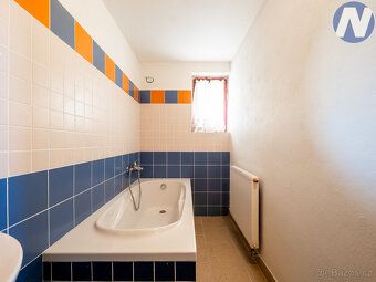 V exkluzivní nabídce představujeme zděný patrový rodinný dům