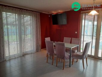 Nabízíme Vám ke koupi bungalov, bezbariérový zděný rodinný d