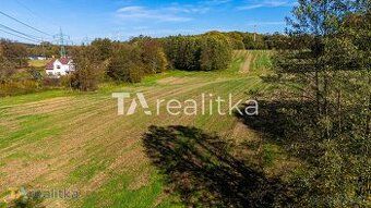 Nabízíme k prodeji pozemek o výměře 1.139 m² v oblíbené loka