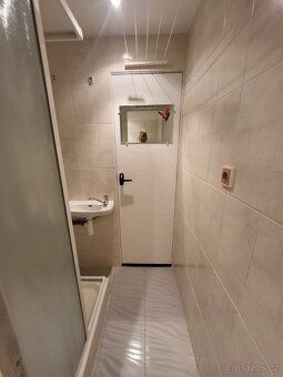 Nabízím k pronájmu útulný byt 1+1 o velikosti 36 m², nacháze