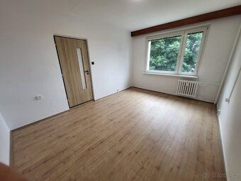 Nabízím k pronájmu útulný byt 1+1 o velikosti 36 m², nacháze