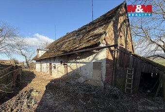 Nabízíme k prodeji rodinný dům na polosamotě v části obce Ho