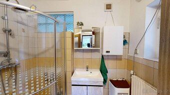 Nabízím k prodeji samostatně stojící rodinný dům se zahradou