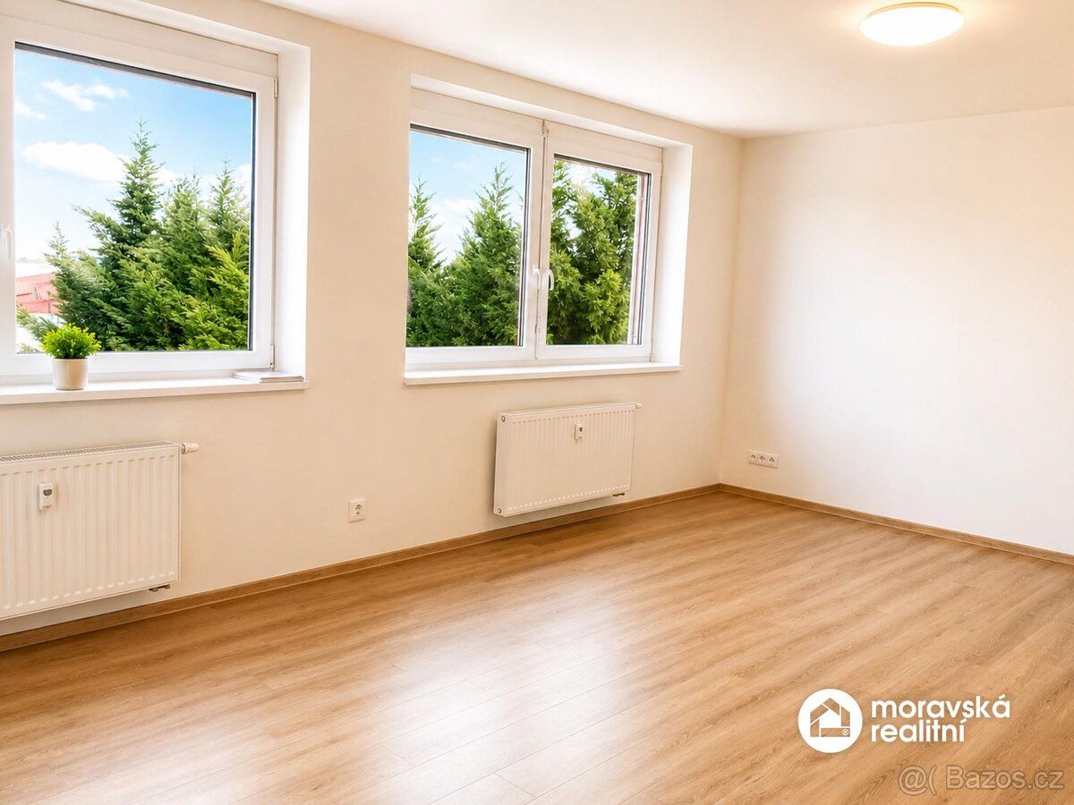 Nabízíme k pronájmu moderní bytovou jednotku o dispozici 1+k