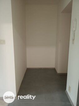 Hledáte pohodlné a praktické bydlení blízko centra Opavy? Na