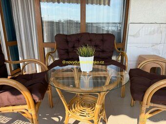 BD11660 Cena - 110 000 Euro
Apartmán 2+kk s výhledem na moře
