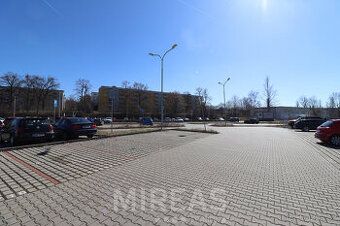 Nabízíme Vám k pronájmu parkovací stání na parkovišti Slepá 