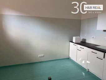 Nabízíme k prodeji atraktivní komerční prostory o celkové ro