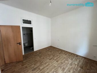 Prodej nově zrekonstruovaného bytu ve třetím Petře s výtahem