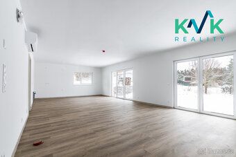 Nabízíme k prodeji moderní novostavbu bungalovu 4+kk, který 