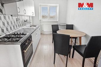 Nabízíme k pronájmu byt o dispozici 2+1 po částečné rekonstr