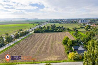Prodej stavebního pozemku 4 961 m² – Příkazy u Olomouce | In