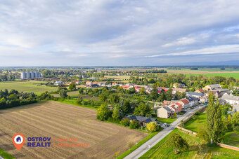 Prodej stavebního pozemku 4 961 m² – Příkazy u Olomouce | In