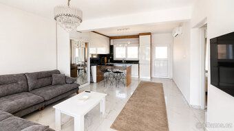 Moderní apartmán 1+1 se soukromou zahradou v oblíbeném rezid