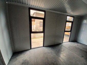 Prodám zahradní domek velikosti 3x6m. Stěny sendvičové panel