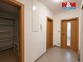 Nabízíme k prodeji moderní byt 1+kk v novostavbě, umístěný v
