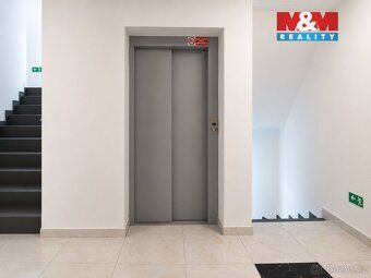 Nabízíme k prodeji moderní byt 1+kk v novostavbě, umístěný v