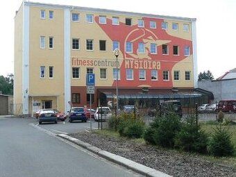 Nabízíme k pronájmu světlou kancelář o výměře 23 m², která s