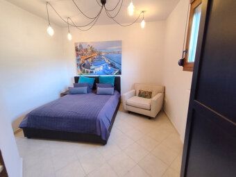 Relax Properties nabízí k prodeji výjimečný třípodlažní mezo