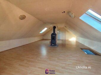 Ev.č. 6014AD2604D Hledáte klidné bydlení v přírodě s výborno