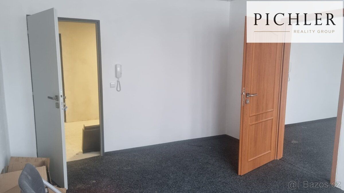 Předmětem pronájmu jsou kancelářské prostory umístěné v 1. a