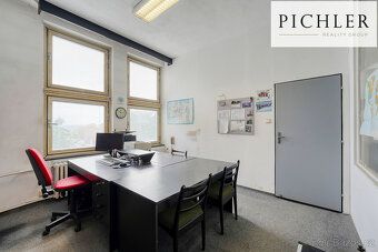 Nabízíme Vám k pronájmu prostor o užitné ploše 29 m² v obcho