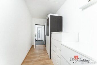 Moderní byt 3+kk s výhledem, Praha – Troja, 69 m²Nabízíme k 