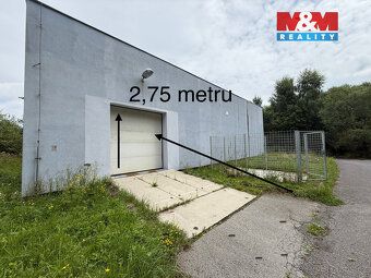 Nabízíme k pronájmu skladovou halu o výměře 660 m² v České T