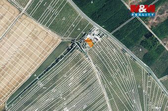 Prodej pozemku o výměře 300 m2 v katastru obce Dolní Bojanov