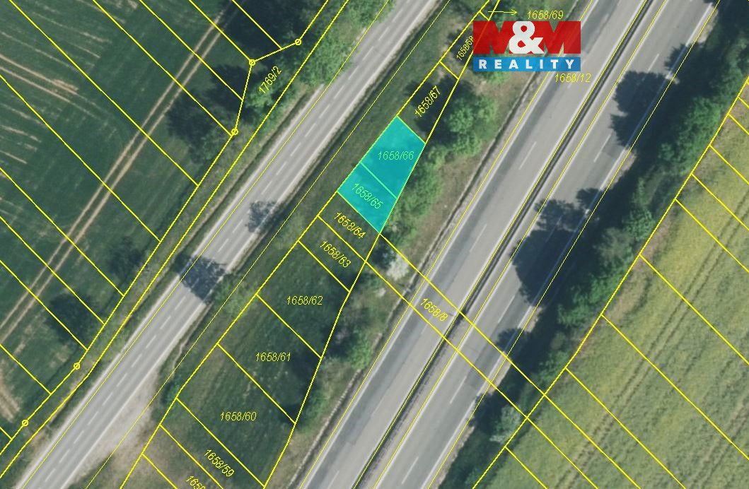 Prodej pozemku o výměře 83 m2 v katastru obce Drysice. Jedná