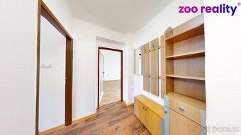 Prodej bytu 2+1 ve zděném bytovém domě, širšího centra Strak