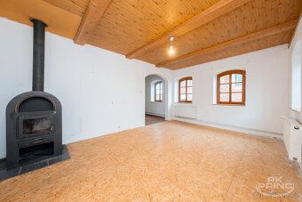 V zastoupení majitele nabízím krásný cihlový dům s výborným 
