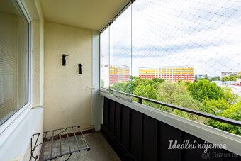K dlouhodobému pronájmu nabízíme hezký kompletně zařízený by