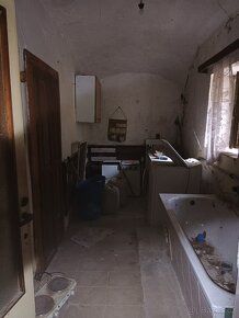 Nabízíme k prodeji přízemní starší rodinný dům v obci Vysoká