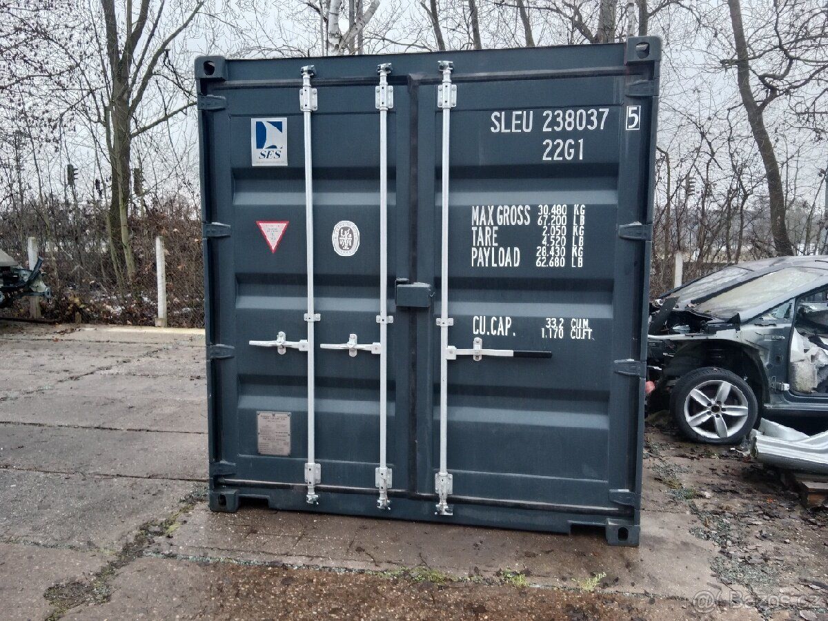 Pronájem skladu, lodní kontejner 6x2.4x2.6m . Přístup 24/7. 