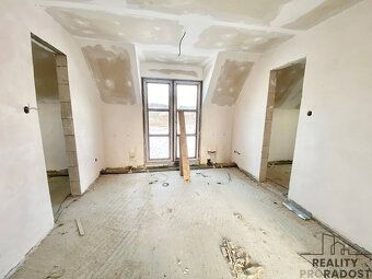Nabízíme k prodeji moderní apartmánový dům v malebné lokalit