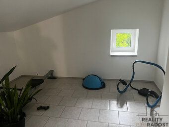 Nabízíme dlouhodobý pronájem za opravdu atraktivní cenu , o 