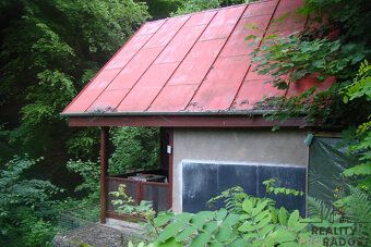 Prodej malebné zděné rekreační chaty o velikosti 2+1, 68m2, 