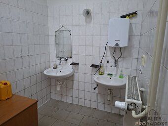 Pronájem prostor na sklad, výrobu, truhlárnu nebo autoservis