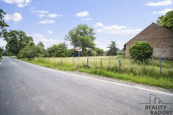 Na prodej: stavební pozemek o výměře 968 m² v malebné části 