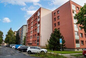 Nabízím k pronájmu byt o dispozici 2+1 a výměře 64 m2, který