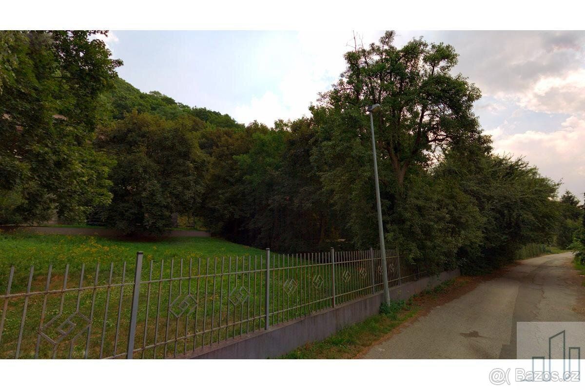 Nabízíme k prodeji exkluzivní stavební pozemek o výměře 534 