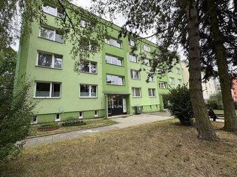 Pronajmu byt 2+1 v centru Zábřehu. Nájemné 11000,- Kč, služb