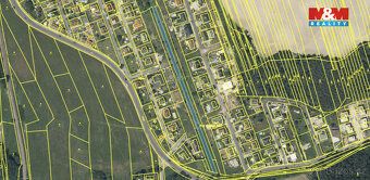 Nabízíme k prodeji pozemek o celkové výměře 1 866 m² v obci 