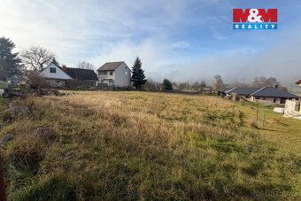 Nabízíme k prodeji výjimečný pozemek o rozloze 1016 m² v mal