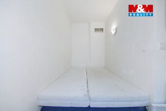 Nabízíme k pronájmu byt o dispozici 1+KK s výměrou 20 m² v o