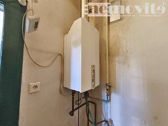 Ev.č. 02616 Nabízíme k pronájmu obchodní prostor 73 m2 v cen